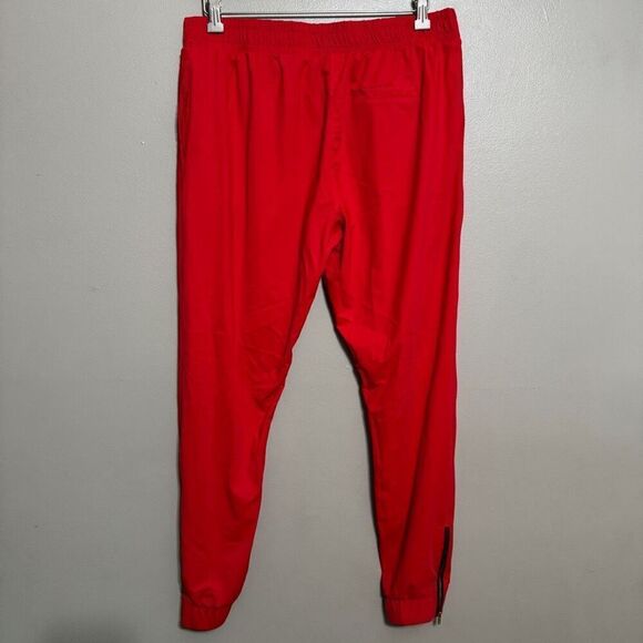 Zyia Red Everywhere Zipper Jogger size Large - Picture 4 of 8